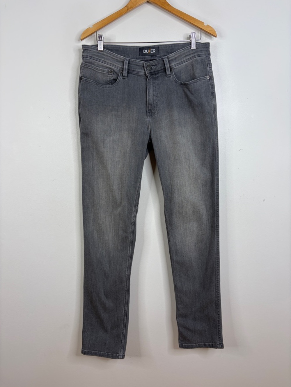 DU/ER Jeans Mens 33 x 32 Gray L2X Performance Stretch Technical Denim Slim Fit